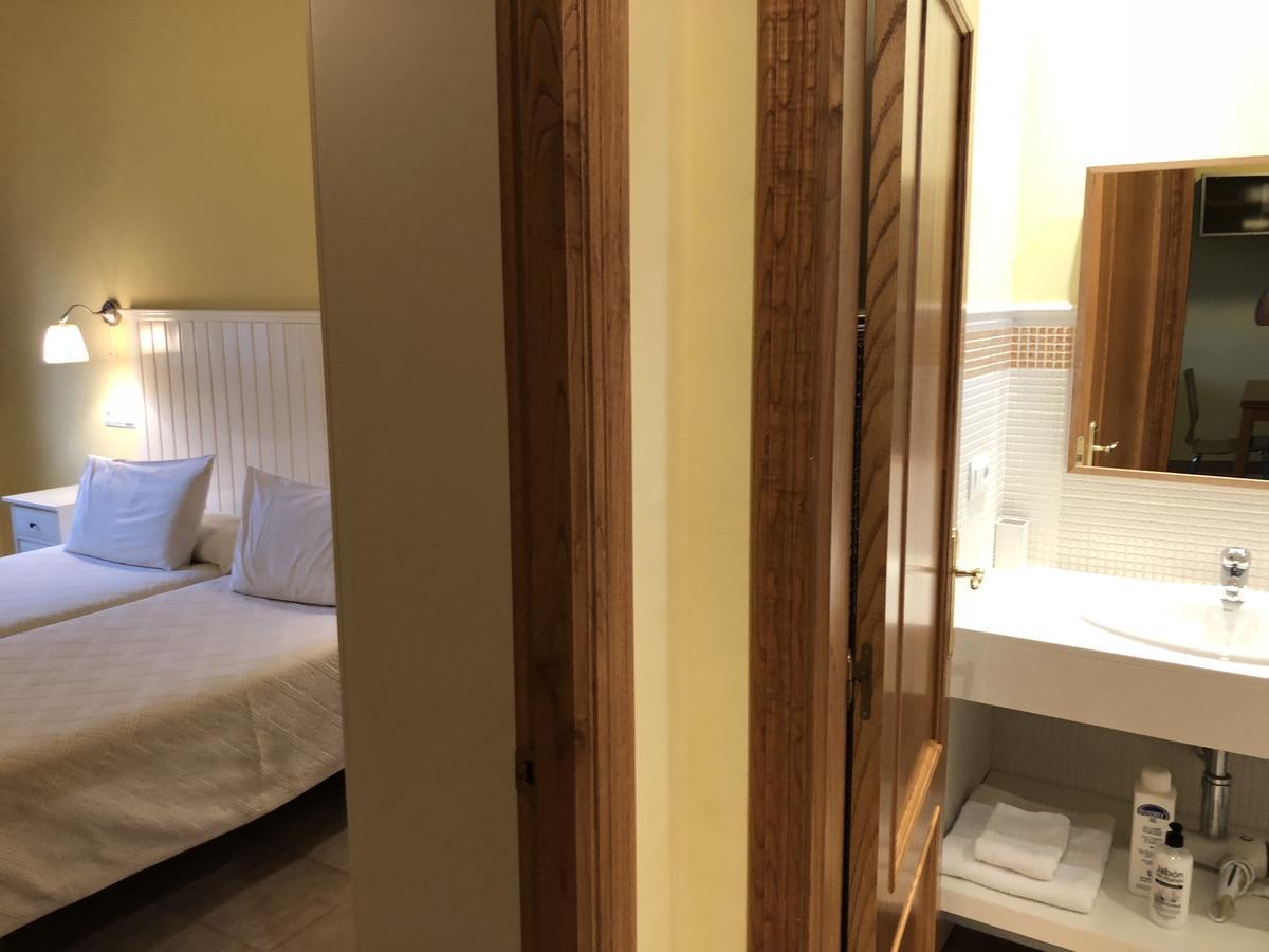 Apartamentos El Guindal Tapia De Casariego Buitenkant foto